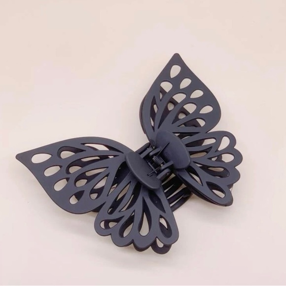 Black Butterfly Hair Claw - Picture 2 of 2